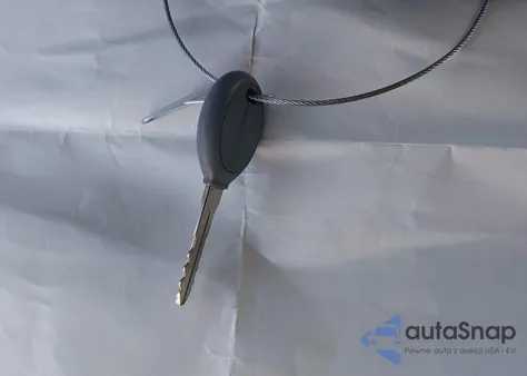 2004 Jeep Liberty Sport z USA, uszkodzony, nr VIN 1J4GK48K04W241253